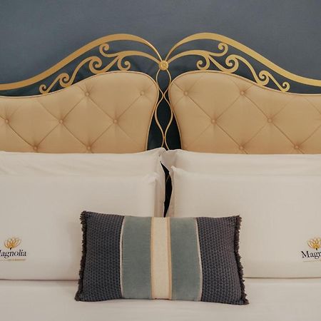 Magnolia Bed & Breakfast Гроталие Екстериор снимка